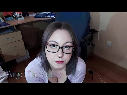 ❤️ Seksikas prillidega tüdruk imeb dildot sügavalt kaamera ette ❤️❌ Pornovideo at us ️❤